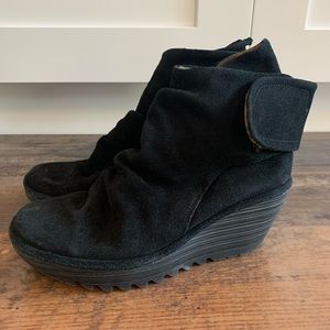 Fly London Yegi 689 Wedge Ankle Booties